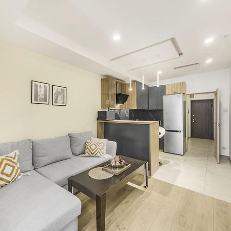 Fantastic Apartments Near Republic Square, Perfect Location, Mystreet Company Ереван Екстериор снимка