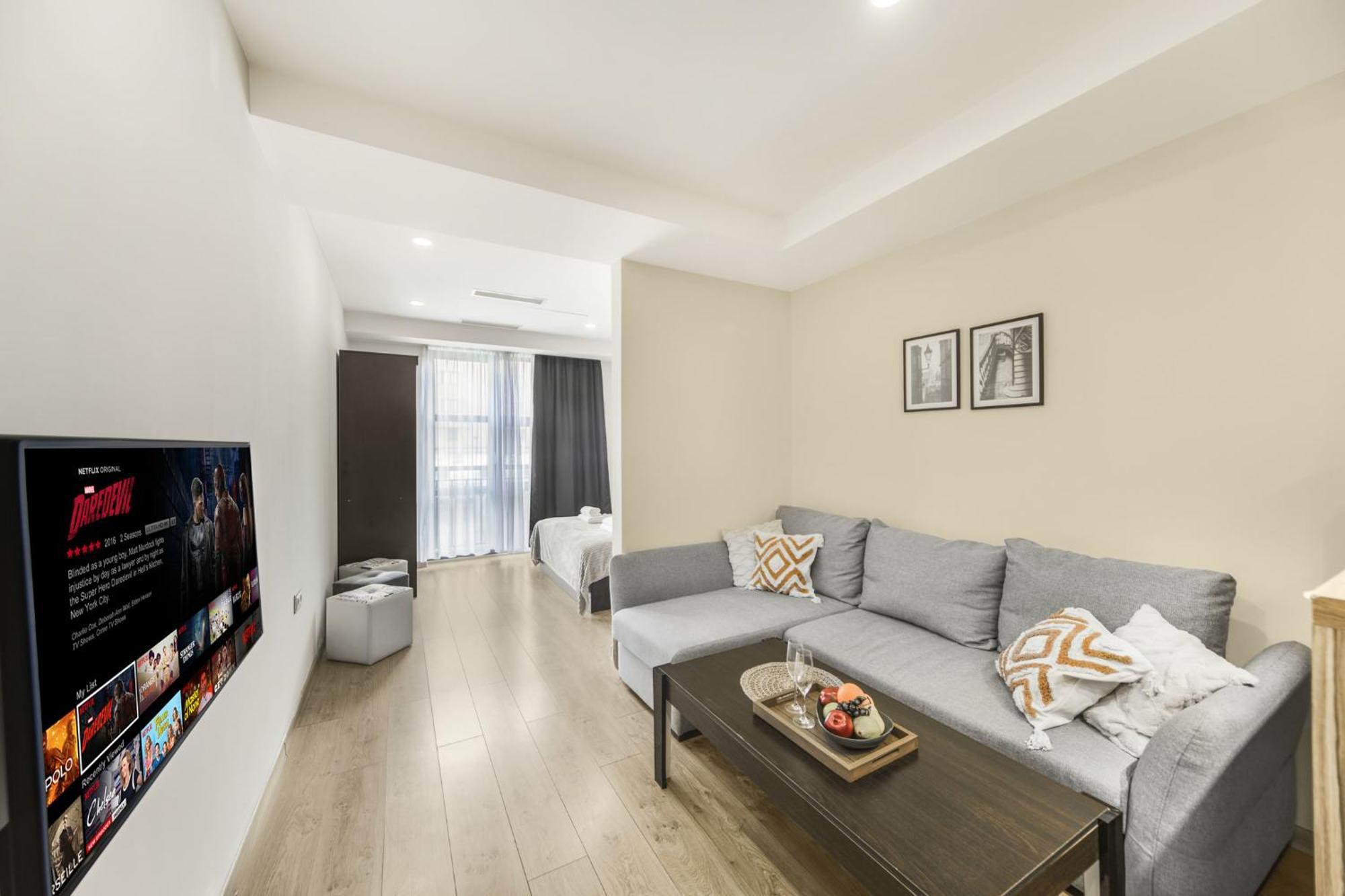 Fantastic Apartments Near Republic Square, Perfect Location, Mystreet Company Ереван Екстериор снимка